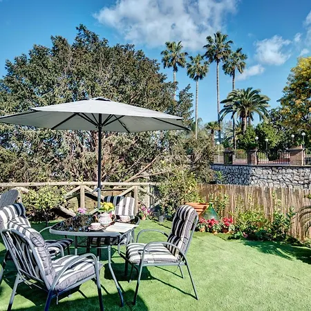 Casa Barone Con Giardino וילה